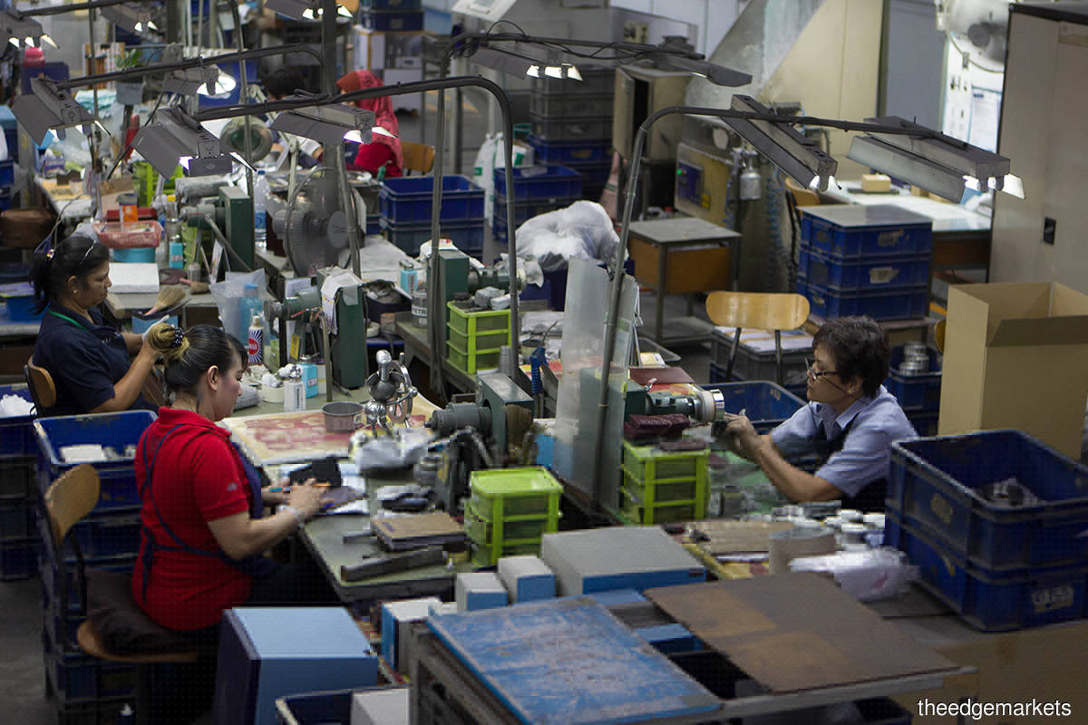 Malaysia's August 2020 industrial output up 0.3% y-o-y, led by manufacturing growth